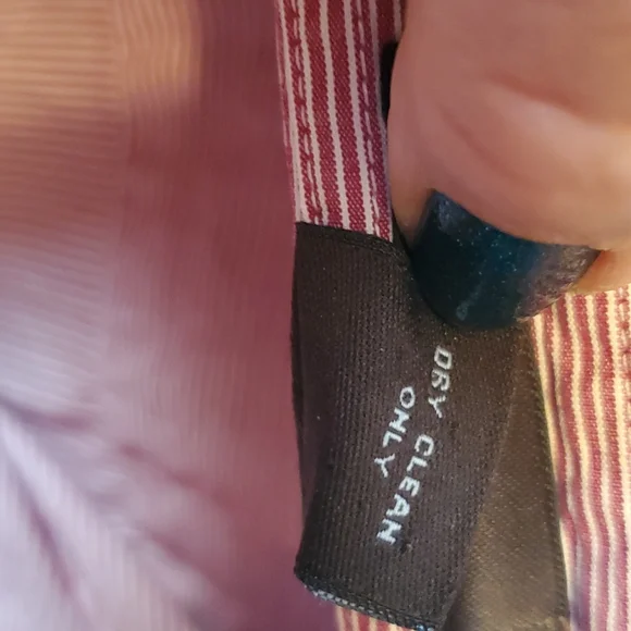 Alara Burgundy Stripe Button Down Shirt. Size S - Picture 4 of 6